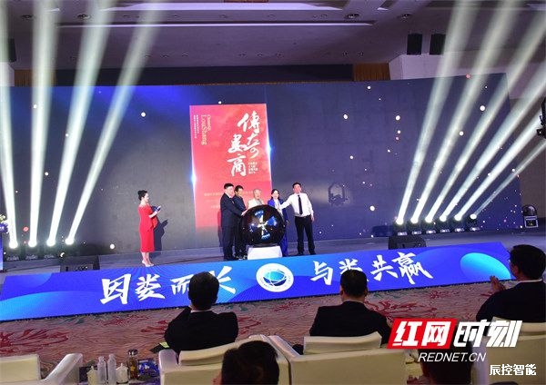 下載 (1).jpg 下載 (1).jpg